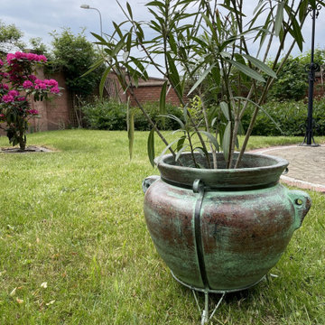 Garden and terrace pots