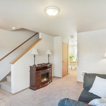 Favored Tacoma Townhome