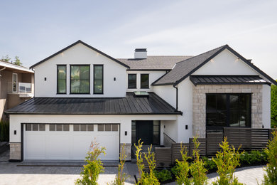 Exterior home idea in Vancouver