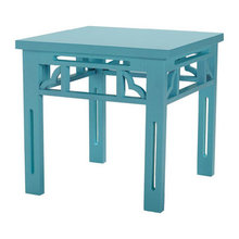 tables, accesories