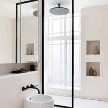 38H Bathroom