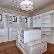 Walk In Closet With Island