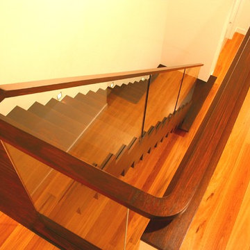 Stacked Box Styled Stair with Insert Glass Balustrade