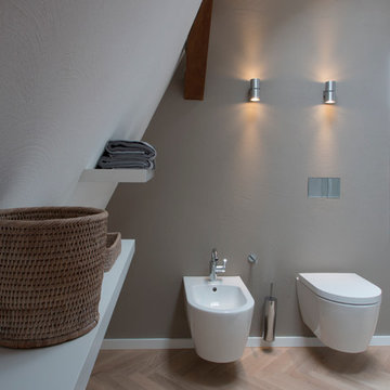 BIDET