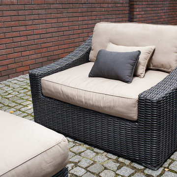Toja Patio Furniture - Tuscan Couch Set - Red Brick Wall