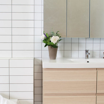 Straight Lines Bathroom
