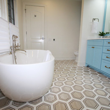 Sensational Girl's Bathroom