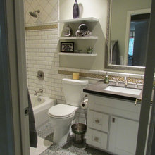 Small Guest Bathroom