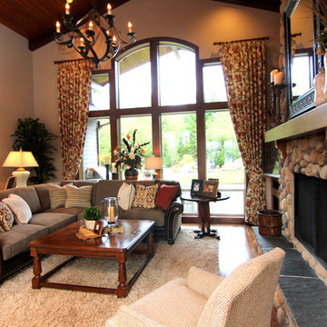 Traditional Rustic Living Room