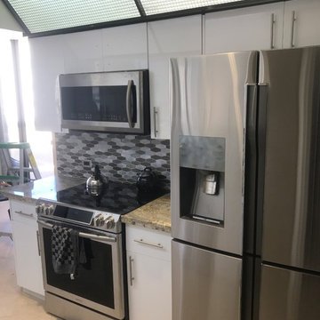 New flat panel, white gloss doors