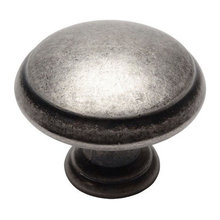 cabinet knobs and pulls