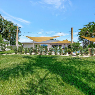 Canal Home