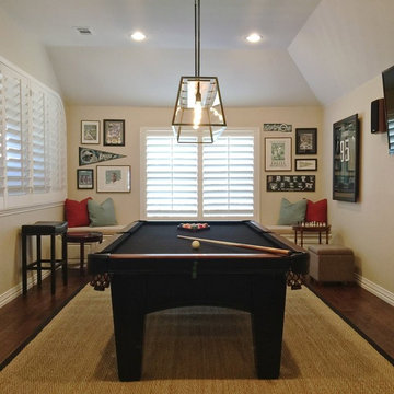 Cozy Game Room in Fort Worth