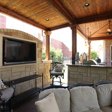 Hard-scapes and Outdoor Living in Tight Spaces