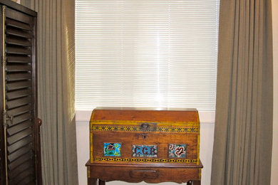 Mountain style bedroom photo in Charlotte