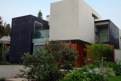 Minimalist exterior home photo in Los Angeles