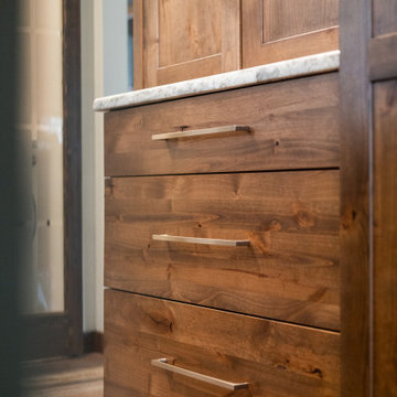 Showplace EVO Pendleton 275 in Rustic Alder Cashew and Evergreen Fog Kitchen