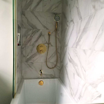 Ravenswood Gold Master Bath