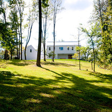 modern farm house
