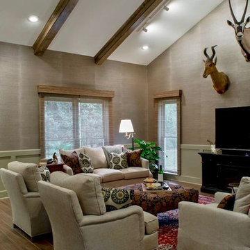 Grasscloth Walls in a Cozy Casita