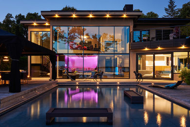 Example of an exterior home design in Ottawa