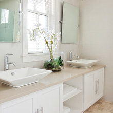 NH master BR vanity