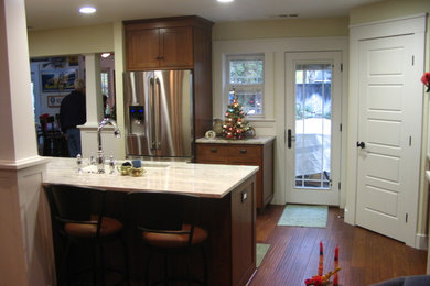 Example of a classic kitchen design in Other
