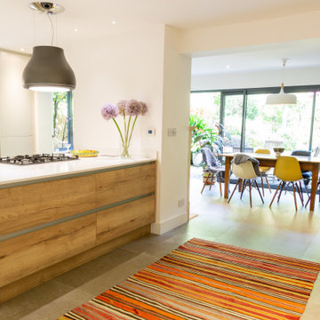 COOL CONTEMPORARY KITCHEN WITH A POP OF COLOUR | LOUGHTON