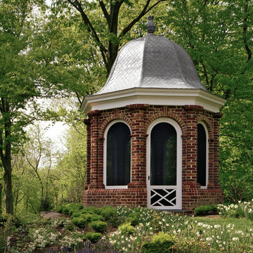 Gazebo on a Georgian Estate