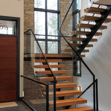 Project #98 | Modern Mono-beam Staircase with Glass Railing