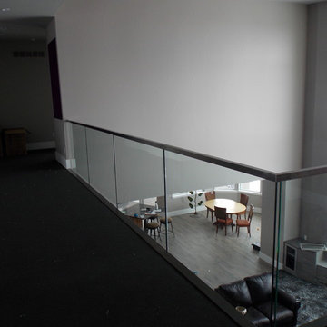 Glass Hand Railing