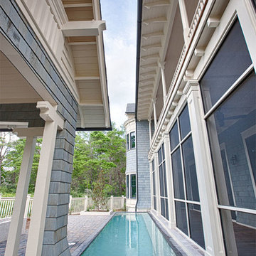 Light Residence - Beach Style Home