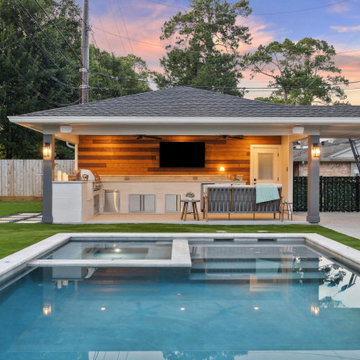Houston Heights Outdoor Living with an outdoor kitchen