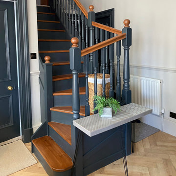 Painted Edwardian spindles with stain pine handrail