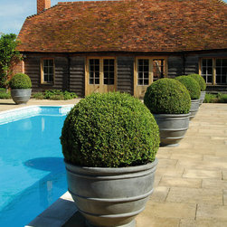 English Leadware - Outdoor Pots And Planters