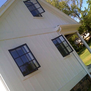 Saunders Road Residence