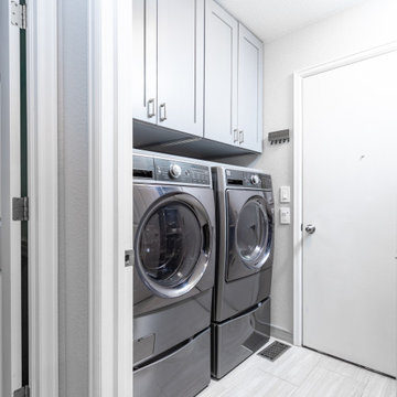 Small Mud Room and Laundry Room
