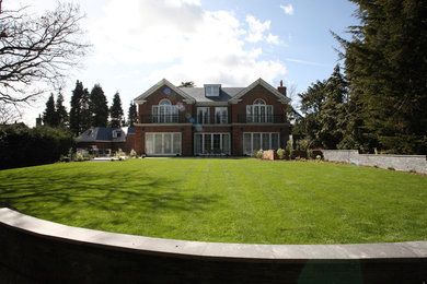 This is an example of a modern house exterior in London.