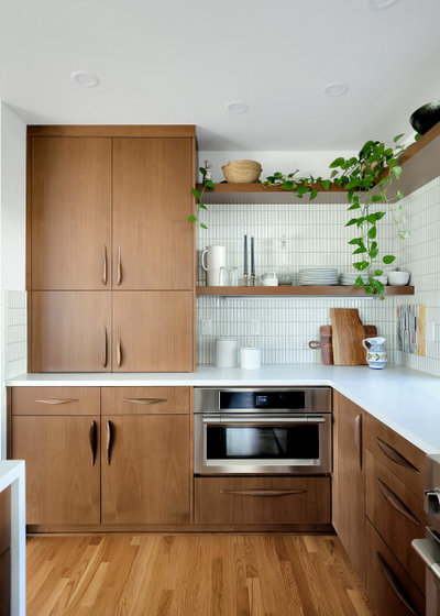 Midcentury Kitchen by Molly J Littlejohn Design