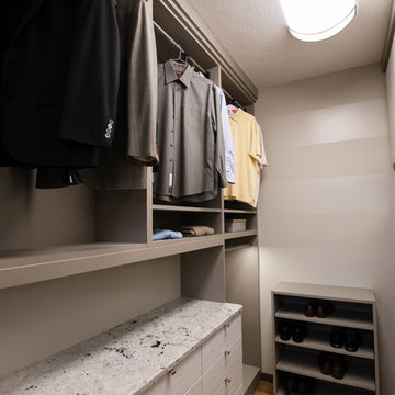 Sleek Contemporary Closet