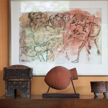 My Houzz: Art and Antiques in a Louisiana Center-Hall Cottage