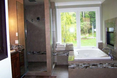 Example of a trendy bathroom design in Seattle