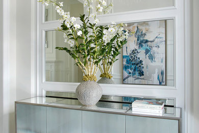 Foyer - foyer idea in Miami