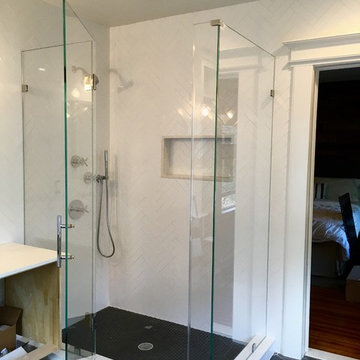 http://www.usframelessglassshowerdoor.com/