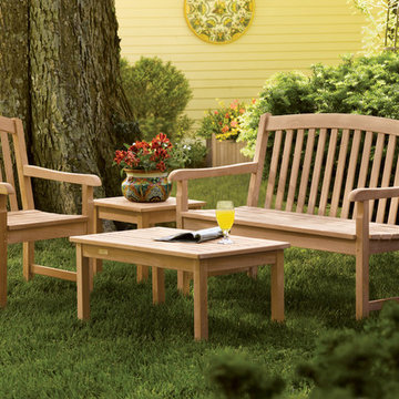 Chadwich Chat Set in Backyard