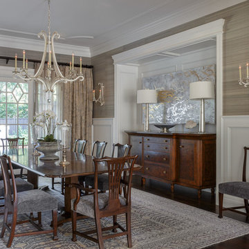 Traditional Dining Room