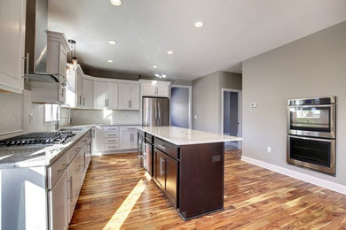 Example of a transitional kitchen design in Minneapolis