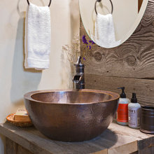 Powder room/Laundry room/Mud entry