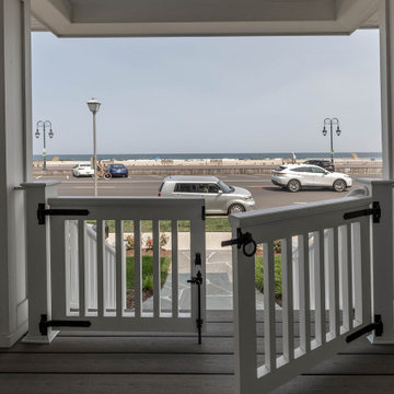 3 Balconies to Overlook the Beach