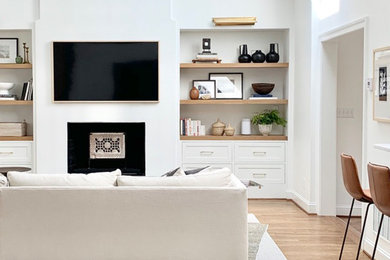 Example of a transitional living room design in Richmond